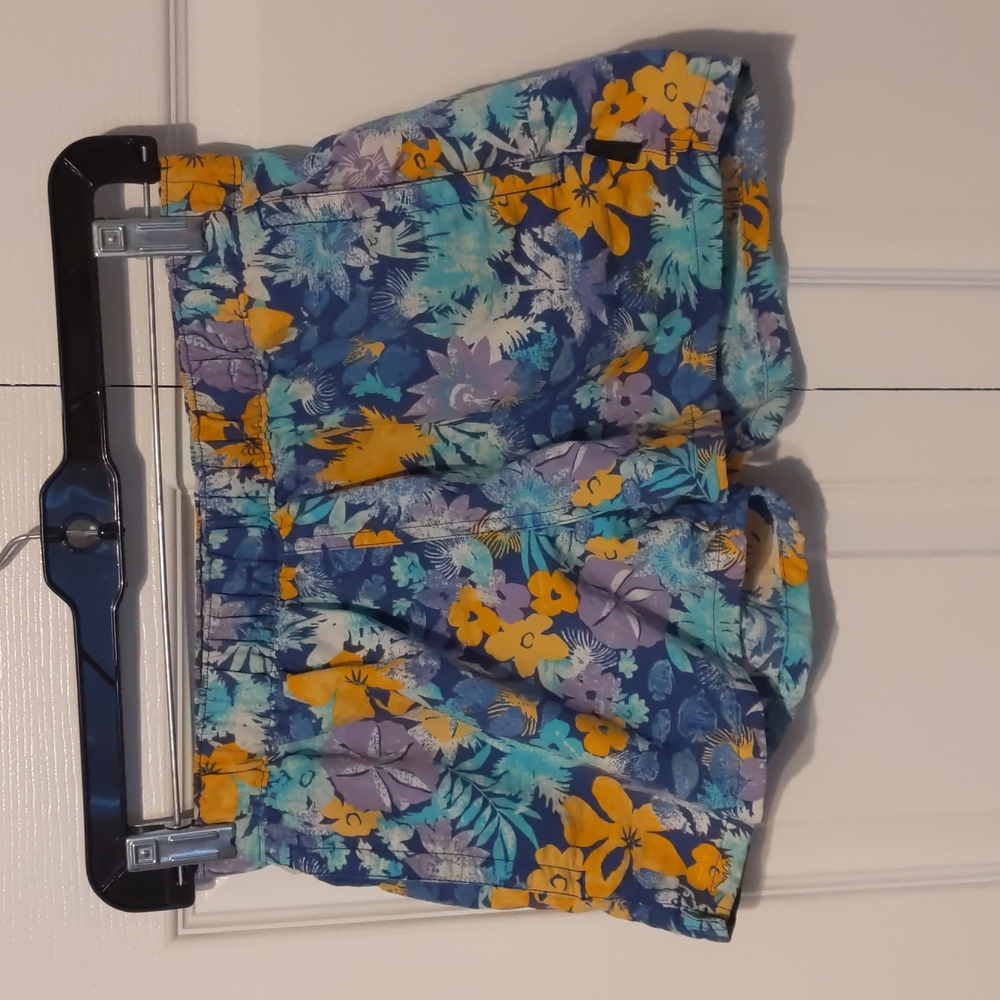 Patagonia Barely Baggies multicolor shorts